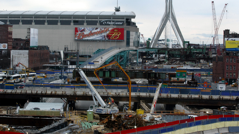 Illustration for article titled The Ten Most Wasteful Transportation Projects In Modern History